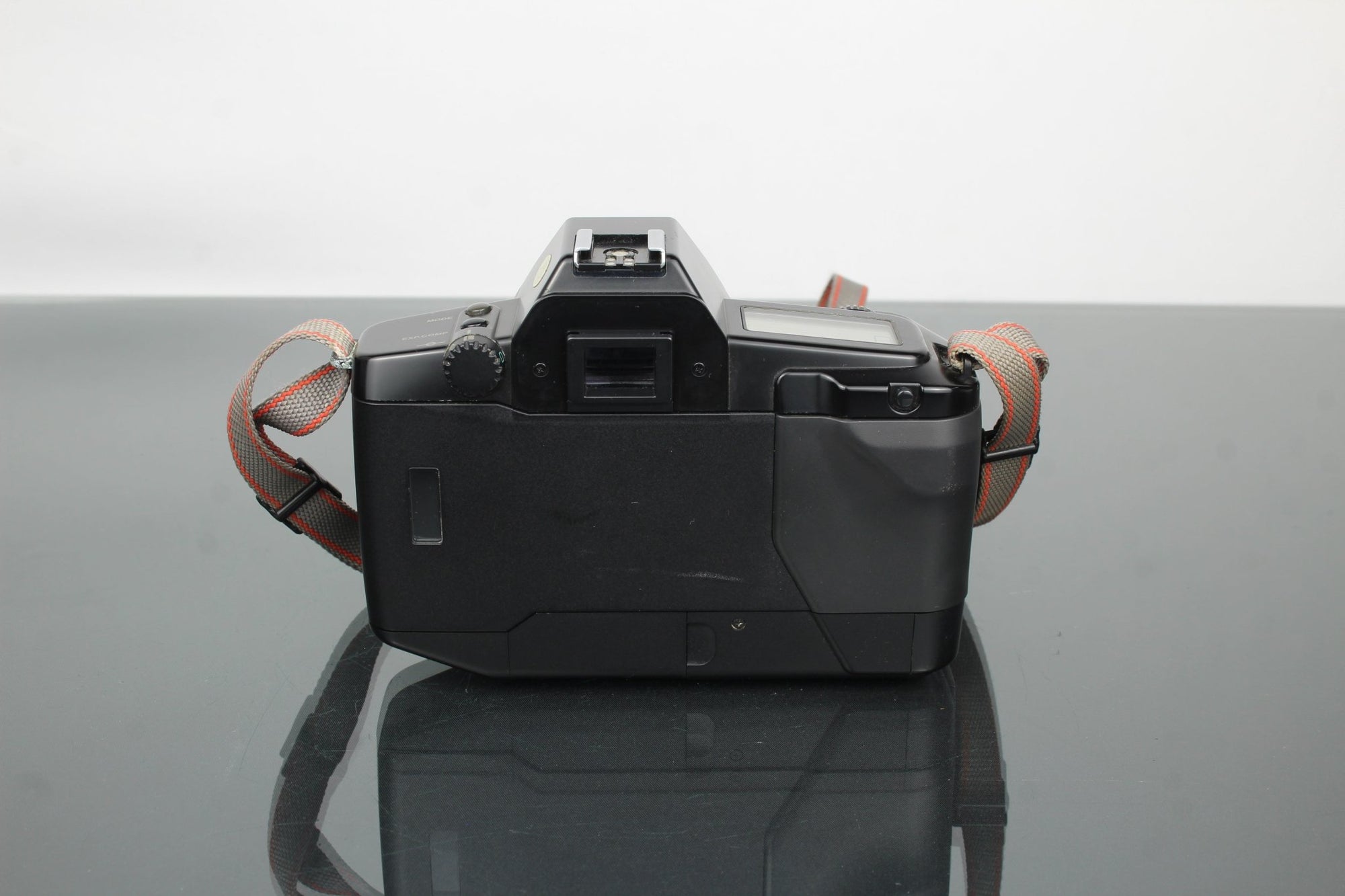 Canon EOS 650 Body - Dutch|Thrift