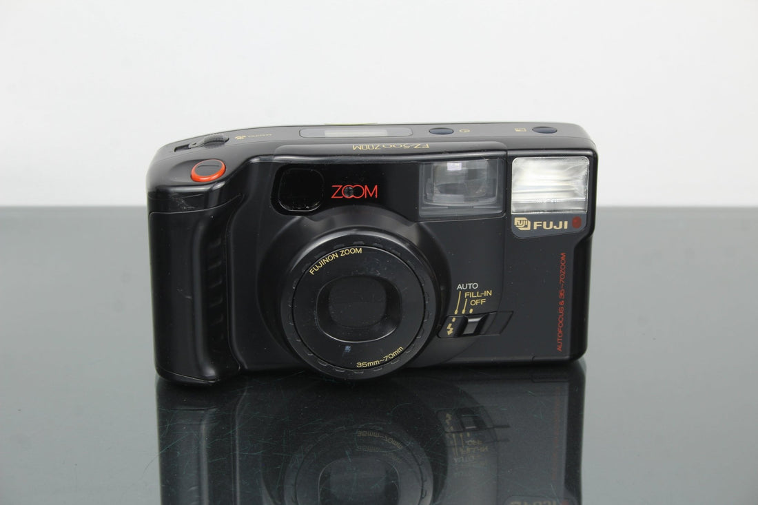 Fuji FZ-500 ZOOM Review for Film Lovers - Dutch|Thrift