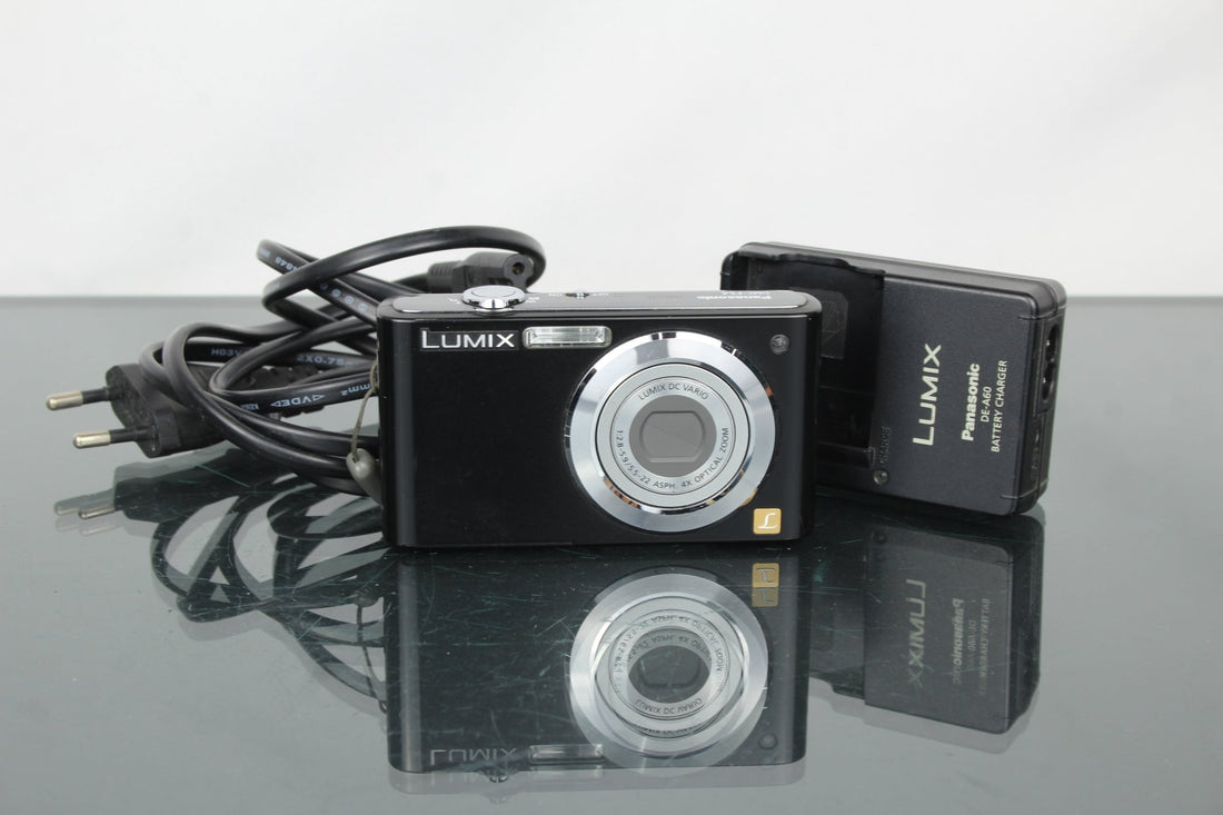 Panasonic DMC-FS4: Why This Compact Still Inspires - Dutch|Thrift