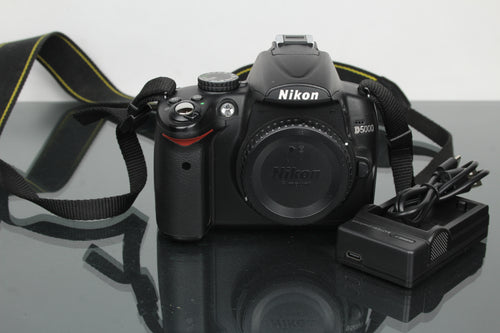 Nikon D5000