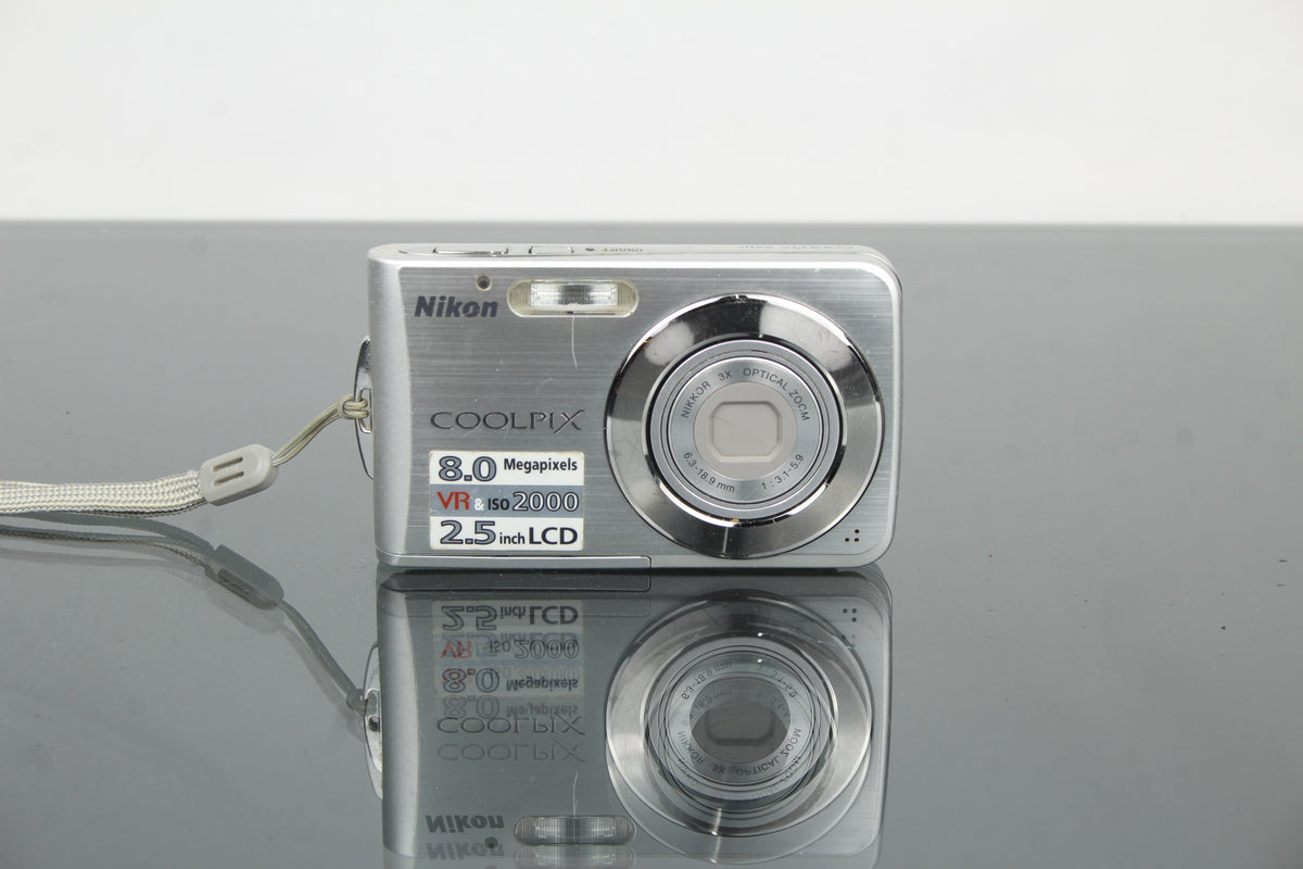 Nikon Coolpix S210