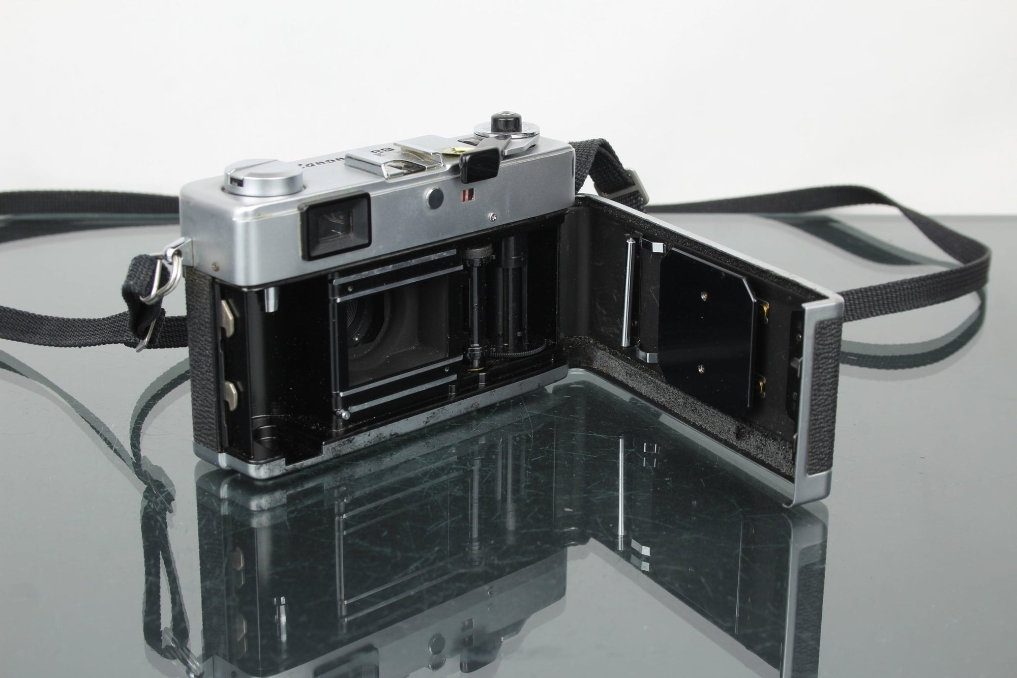 Canon Canonet 28 - Dutch|Thrift