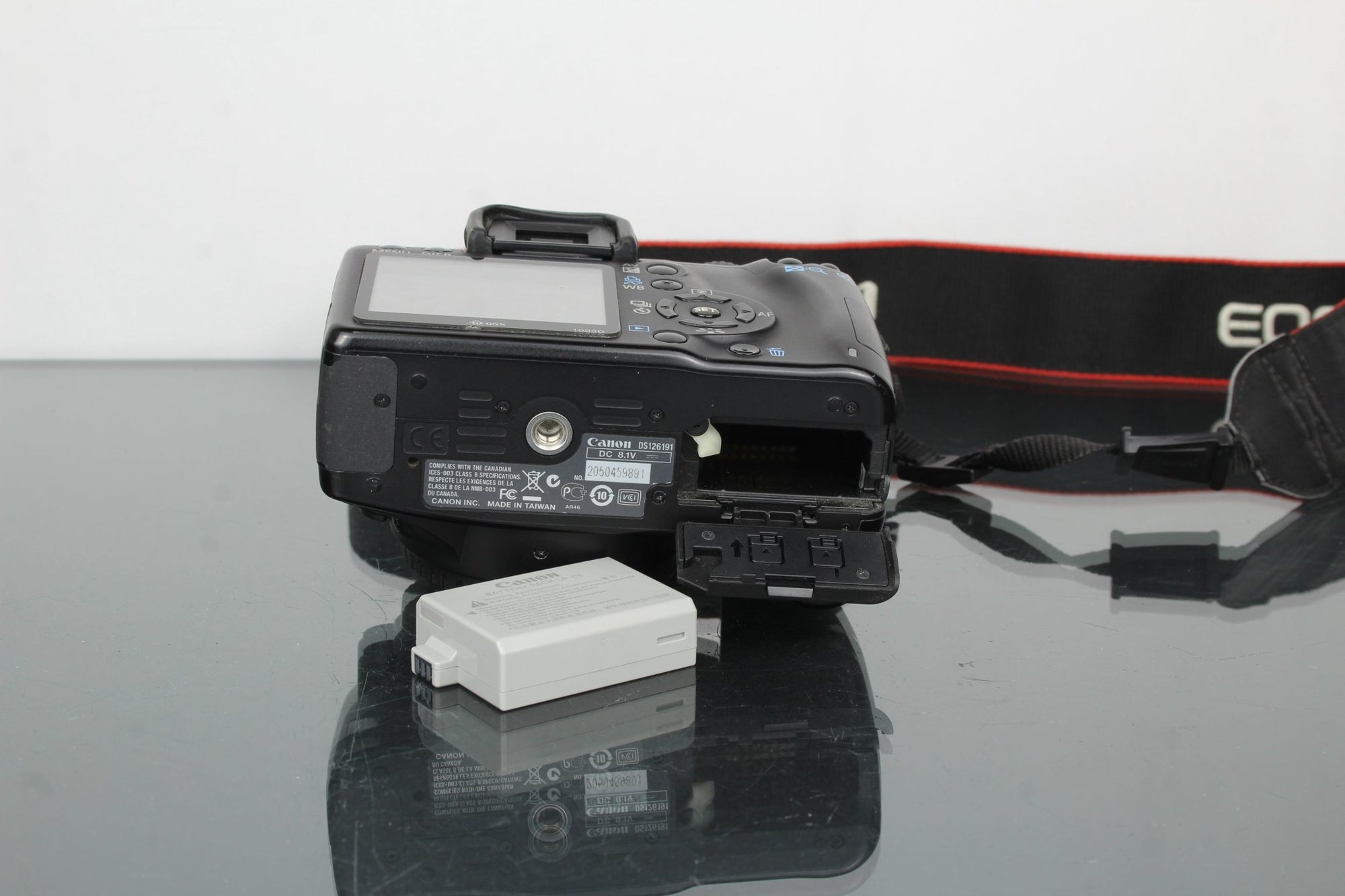Canon EOS 1000D - Dutch|Thrift