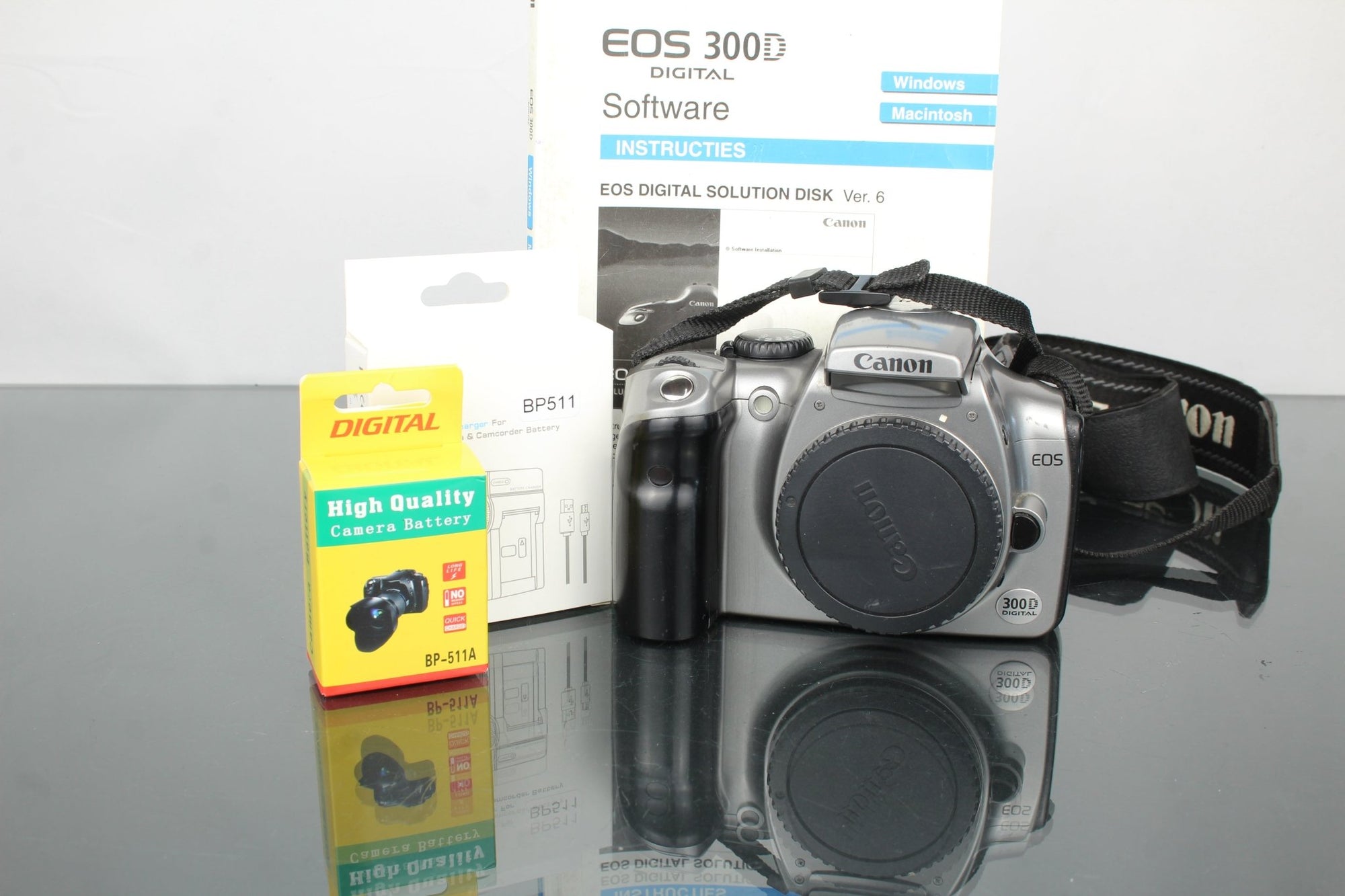 Canon EOS 300D - Dutch|Thrift
