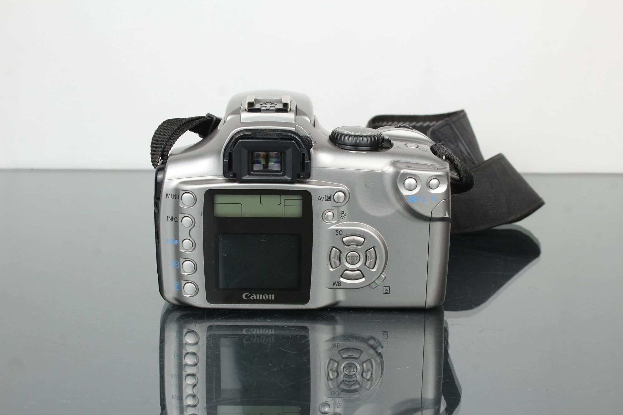 Canon EOS 300D - Dutch|Thrift