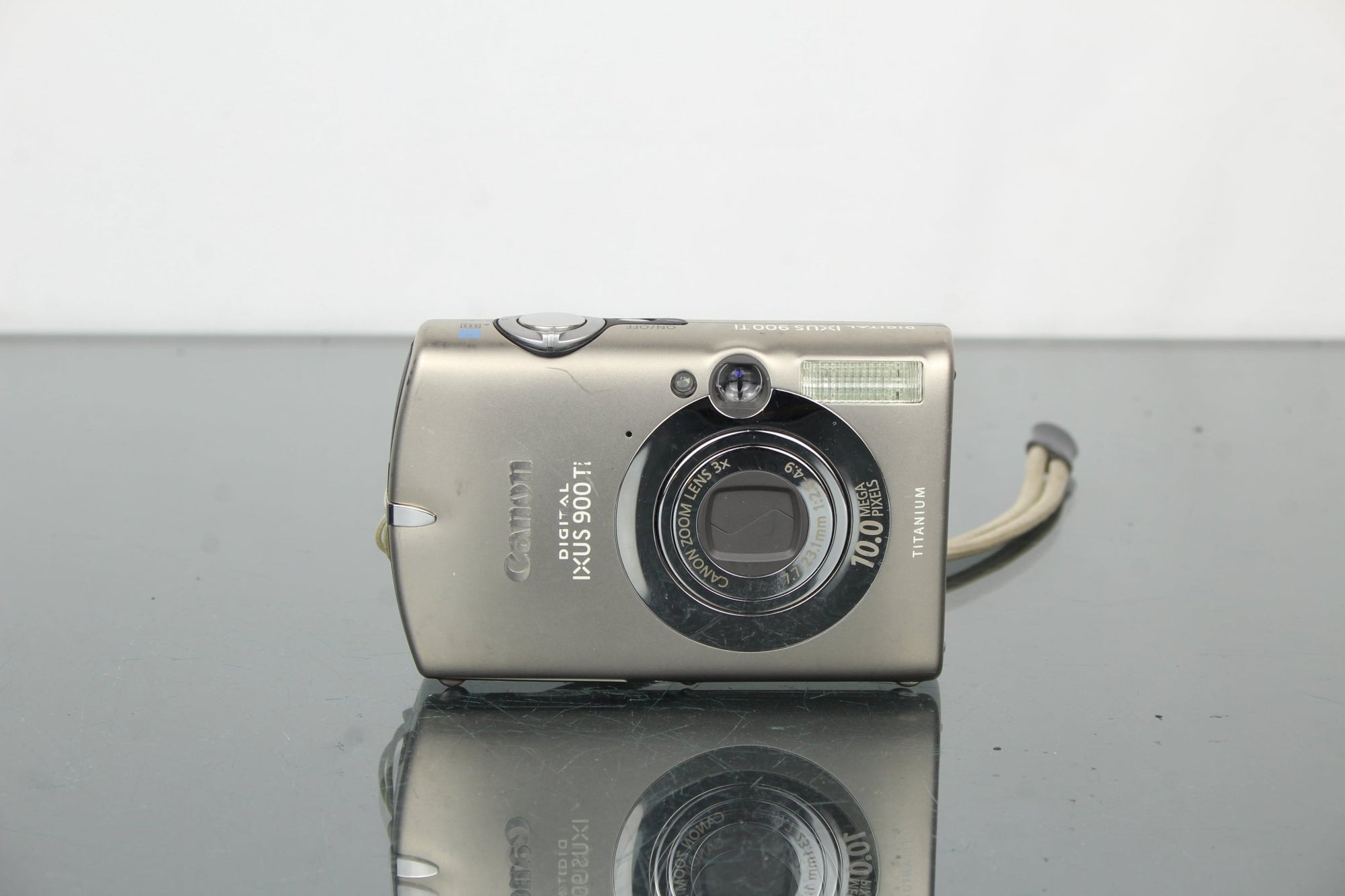 Canon Ixus 900 Ti - Dutch|Thrift