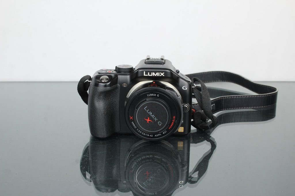 Lumix Panasonic DMC - G5X + Lumix G Vario 1:3.5 - 5.6/14 - 42mm - Dutch|Thrift