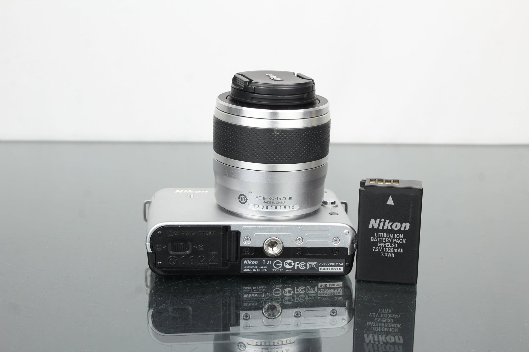 Nikon 1 J1 + Nikkor 30 - 110mm 1:3.8 - 5.6 lens - Dutch|Thrift