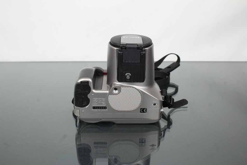 Olympus IS 200 - Dutch|Thrift