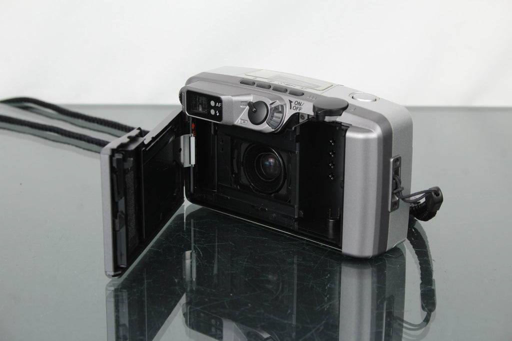 Pentax Espio 135m - Dutch|Thrift