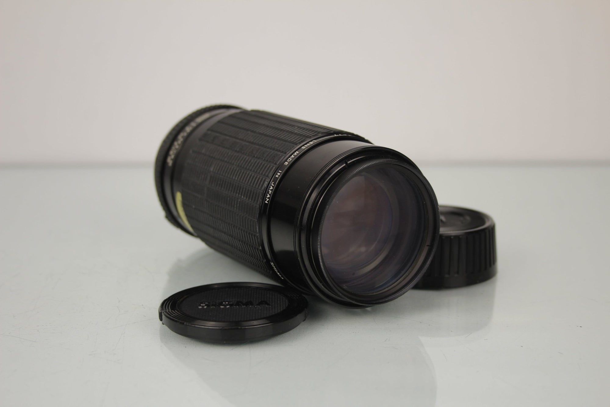 Sigma Zoom 1:3.5 - 4 80 - 200mm OM Mount - Dutch|Thrift