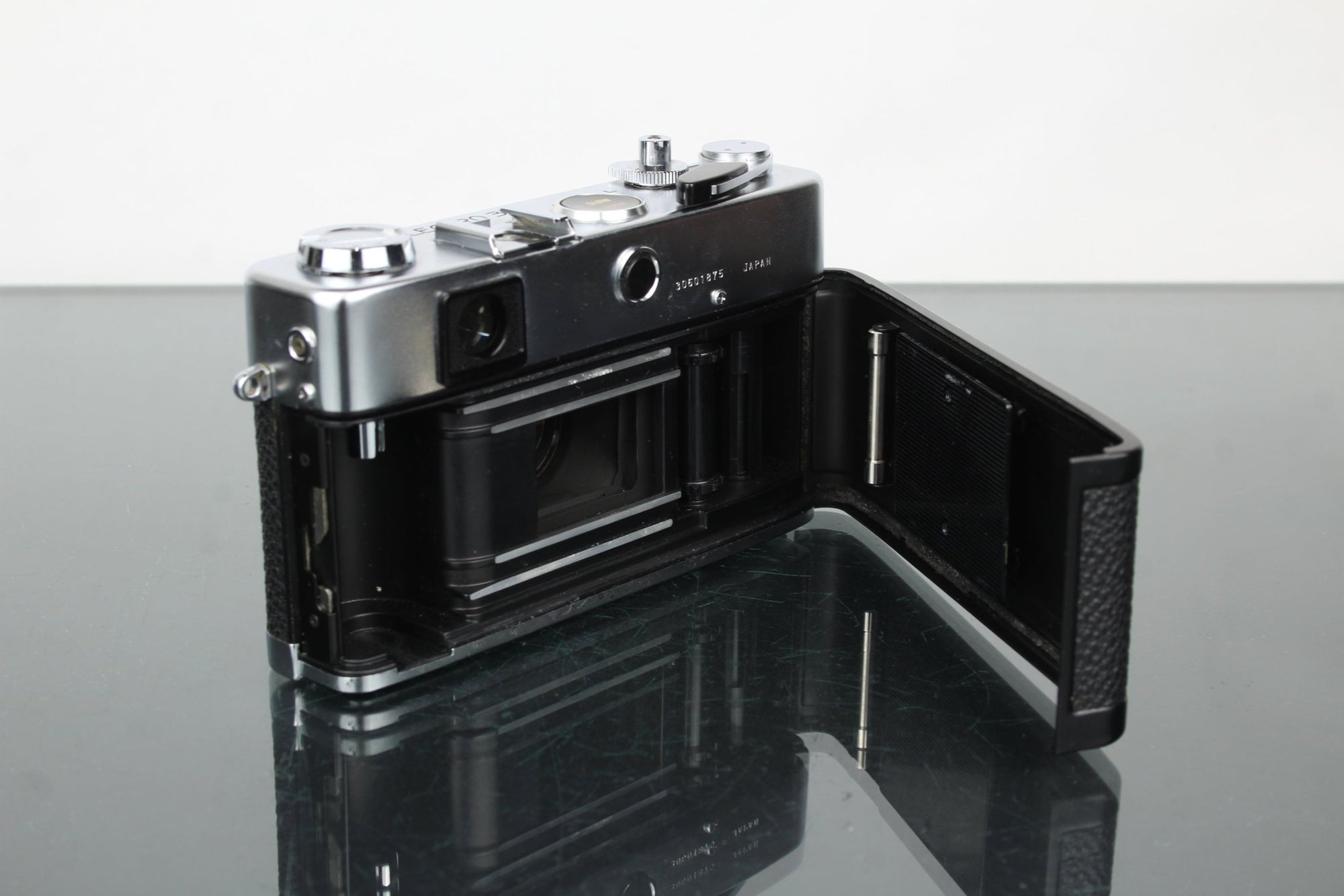 Yashica Electro 35 GL - Dutch|Thrift