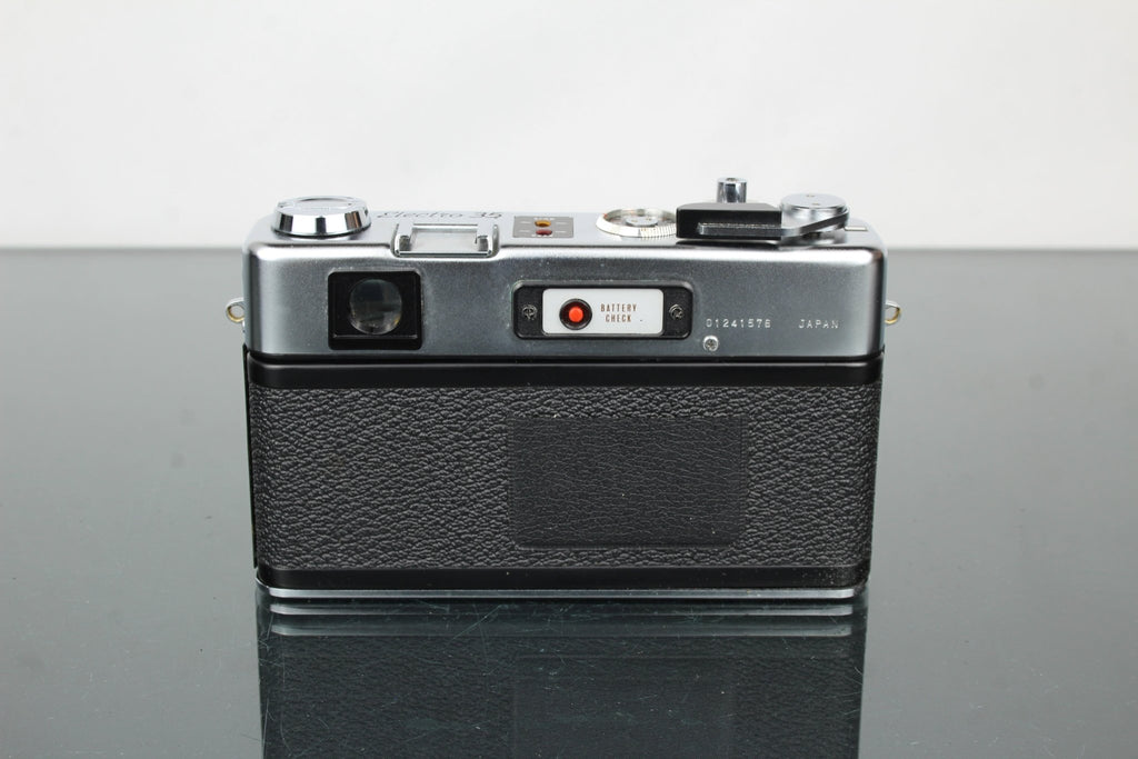 Yashica Electro 35 GS - Dutch|Thrift