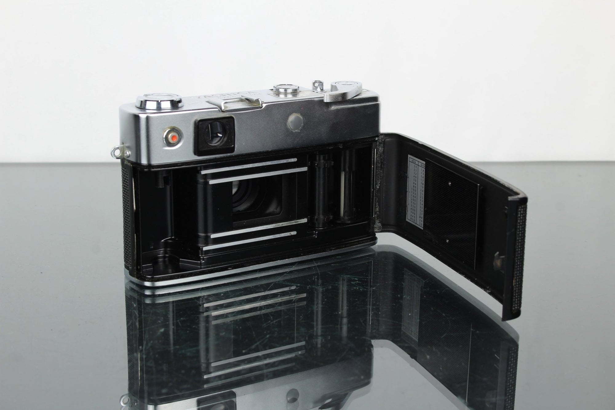 Yashica Minister - D - Dutch|Thrift