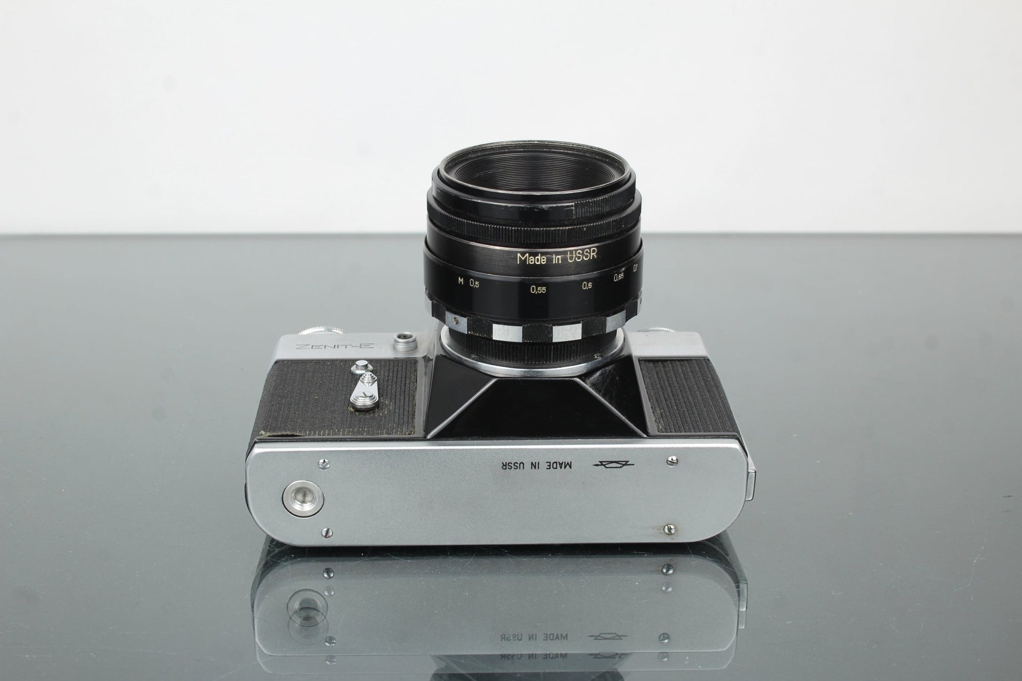 Zenit - E + Helios 44 - 2 2/58 lens - Dutch|Thrift