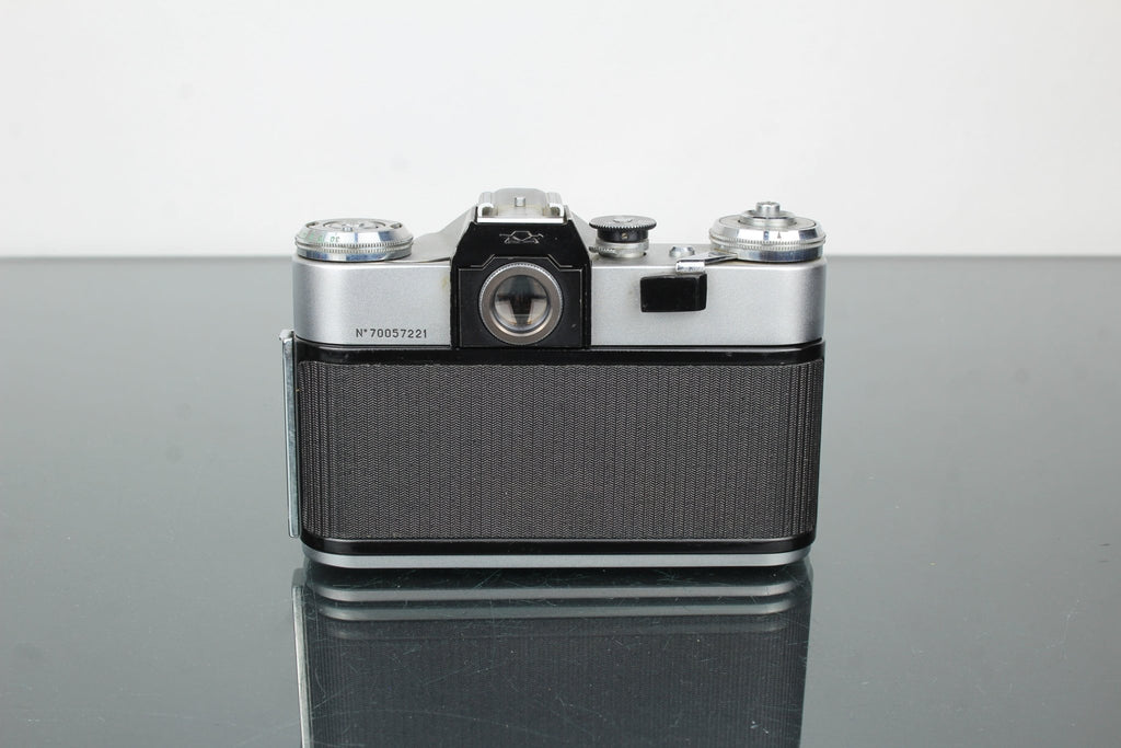 Zenit - E + Helios 44 - 2 2/58 lens - Dutch|Thrift